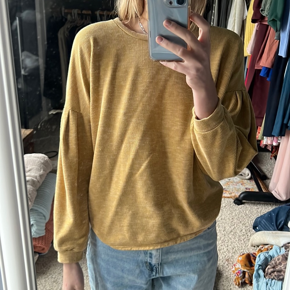 Long sleeve top